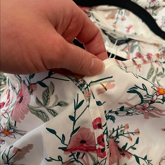 Women’s Top - Picture 6 of 8